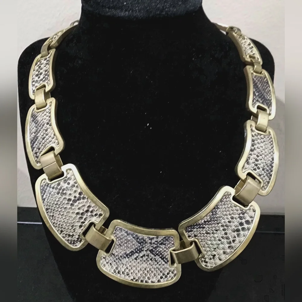 BCBG MaxAzaria Snake Print Necklace - Picture 3 of 5